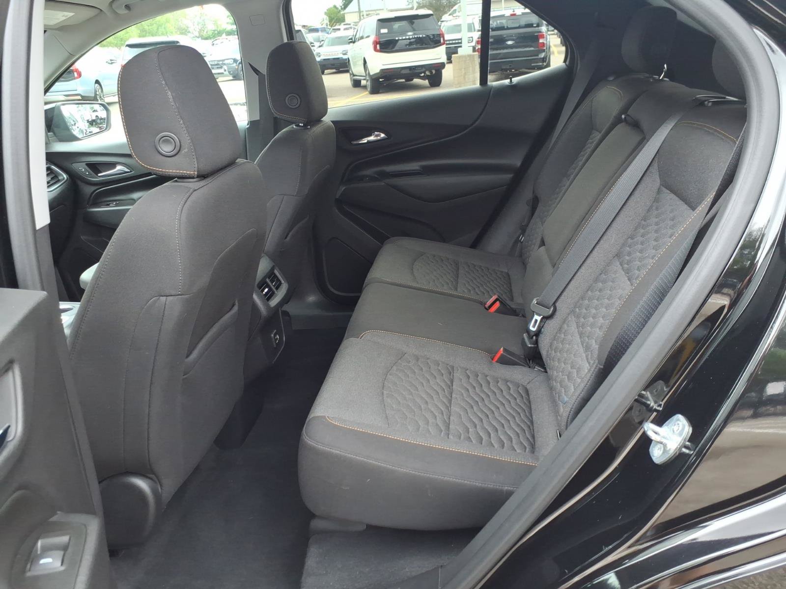Used 2020 Chevrolet Equinox LT w/ Driver Convenience Package AWD/4WD image 13