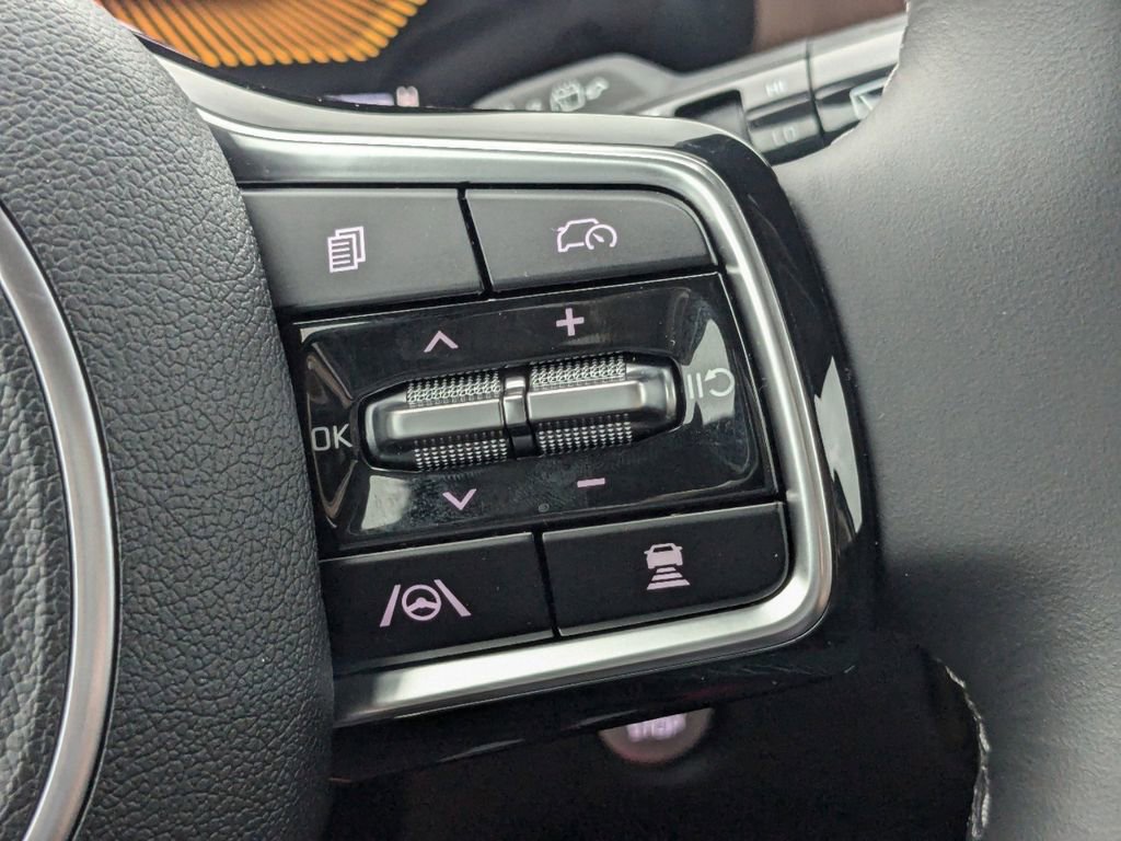 Used 2025 Kia Sorento S w/ Panoramic Sunroof Package FWD image 25