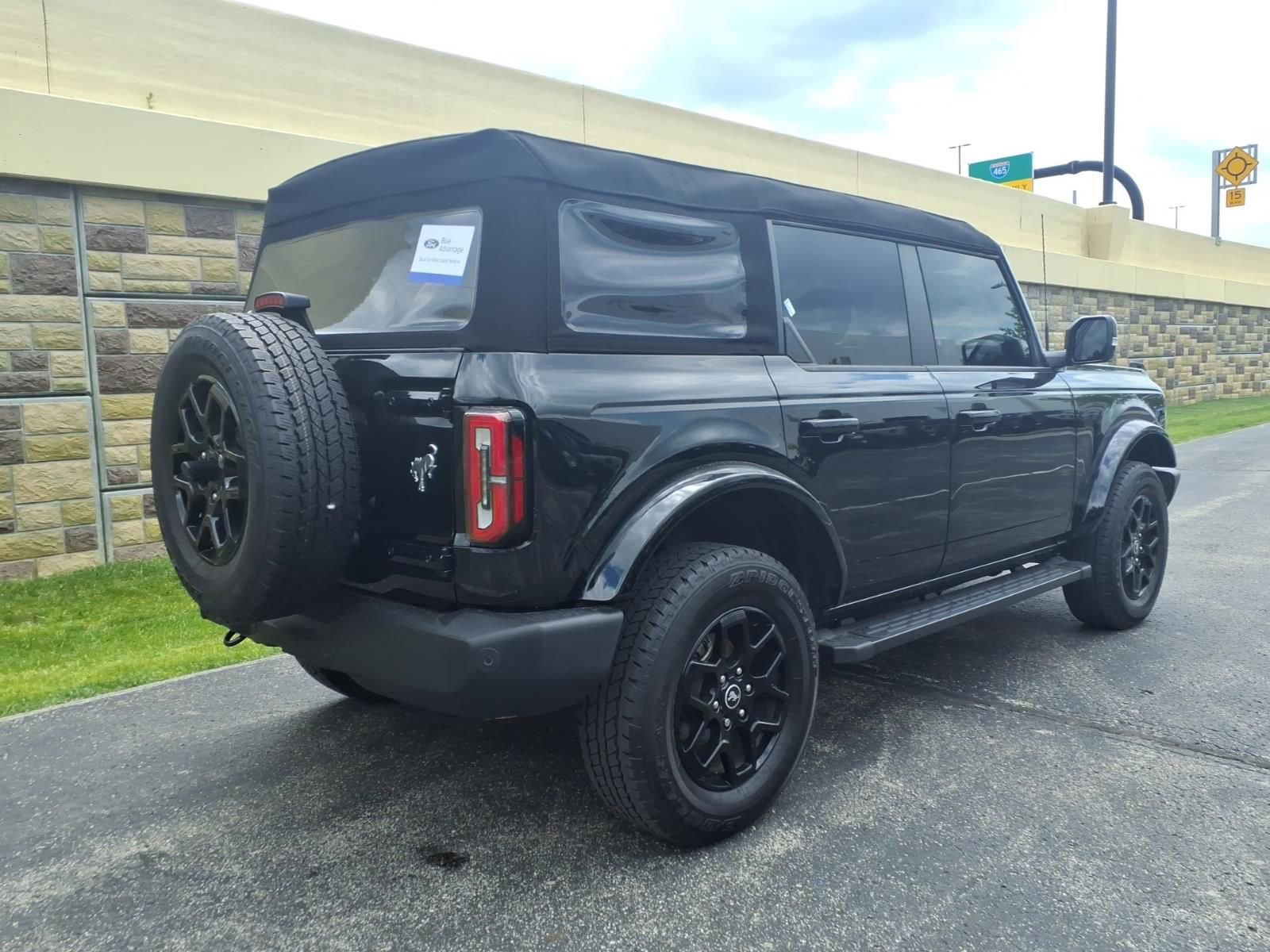 Used 2024 Ford Bronco Outer Banks AWD/4WD image 11