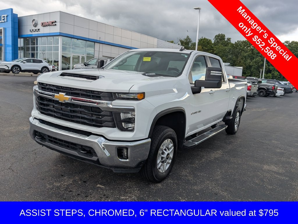 Used 2025 Chevrolet Silverado 2500 LT w/ Convenience Package AWD/4WD image 4