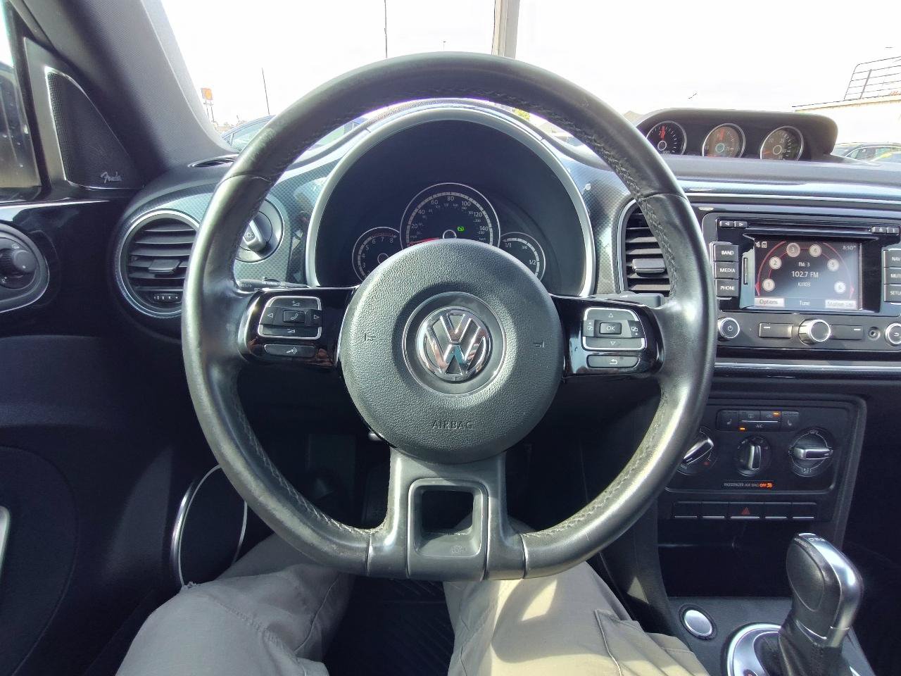 Used 2013 Volkswagen Beetle 2.0T FWD image 17