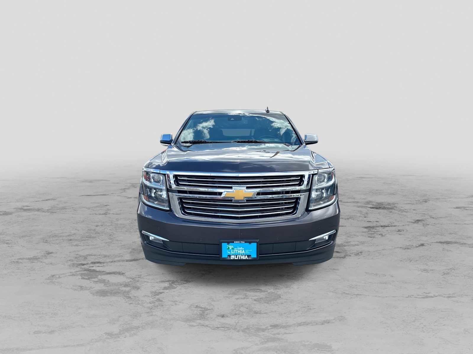 Used 2015 Chevrolet Suburban LTZ AWD/4WD image 3