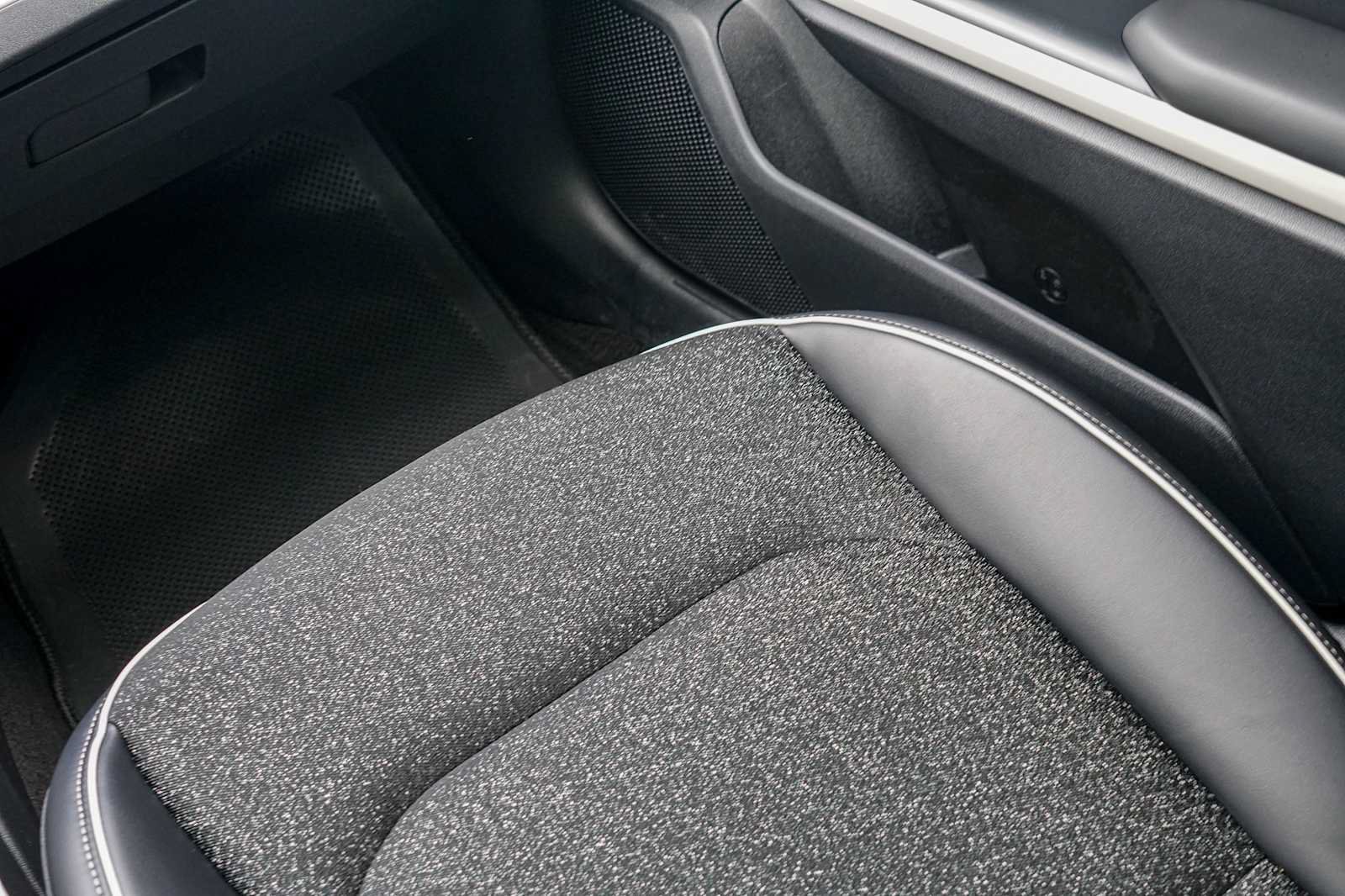 Certified 2025 Kia K4 GT-Line w/ GT-Line Sunroof Package FWD image 23