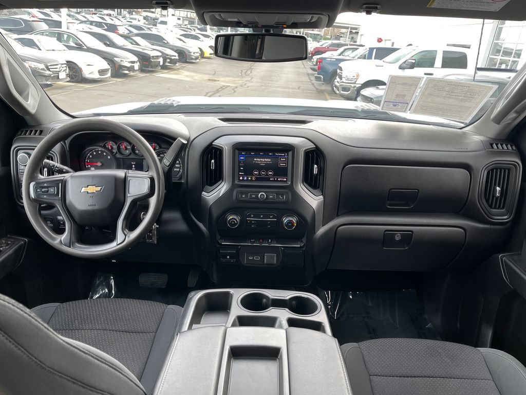 Used 2021 Chevrolet Silverado 2500 Custom w/ Custom Value Package image 15