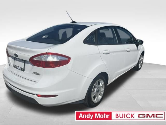 Used 2015 Ford Fiesta SE w/ Comfort Package FWD image 10