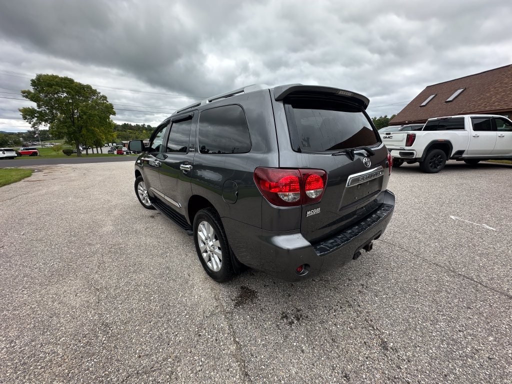 Used 2019 Toyota Sequoia Platinum AWD/4WD image 3