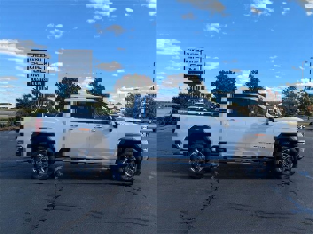 New 2026 GMC Sierra 2500 SLT w/ SLT Premium Package image 2