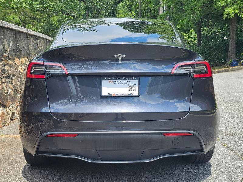 Used 2024 Tesla Model Y Long Range RWD image 9