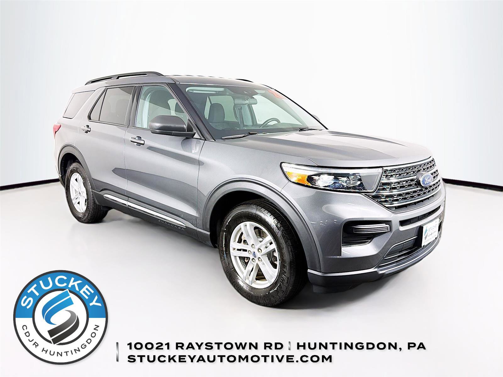 Used 2022 Ford Explorer XLT AWD/4WD image 1