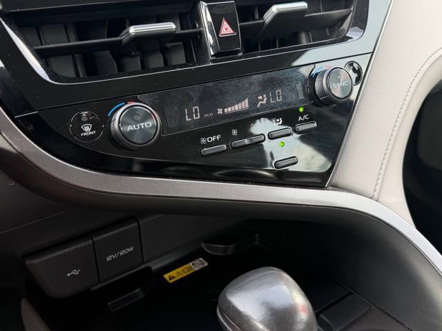 Used 2024 Toyota Camry XSE FWD image 21