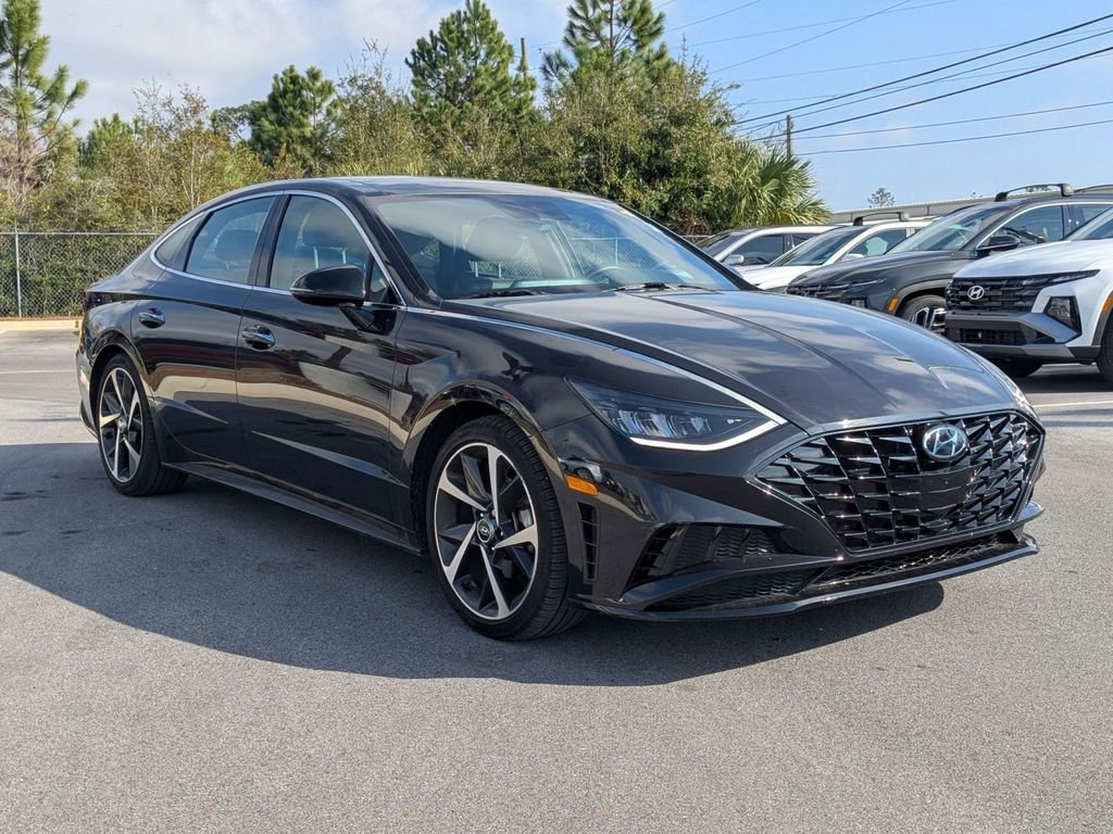 Used 2023 Hyundai Sonata SEL Plus image 3