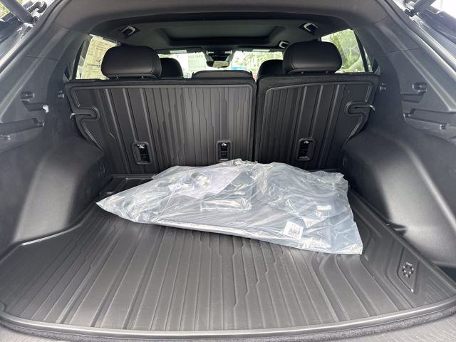 New 2025 Chevrolet Equinox EV RS w/ Active Safety Package 3 AWD/4WD image 11