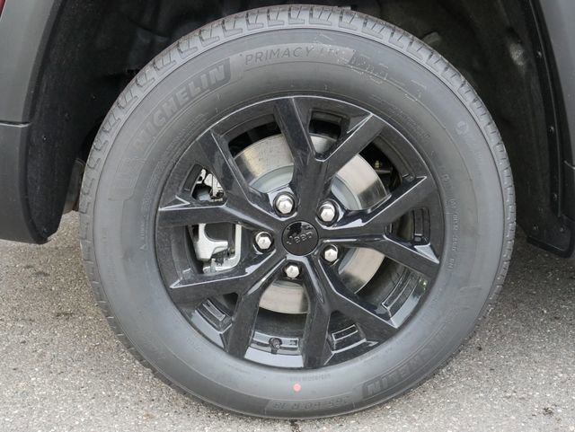 New 2026 Jeep Grand Cherokee L 4WD image 4