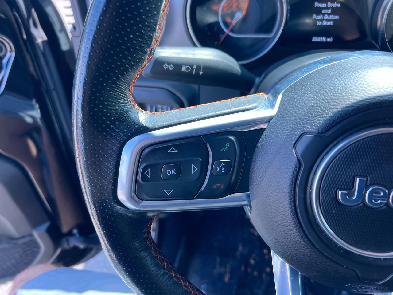 Used 2021 Jeep Gladiator Mojave AWD/4WD image 16
