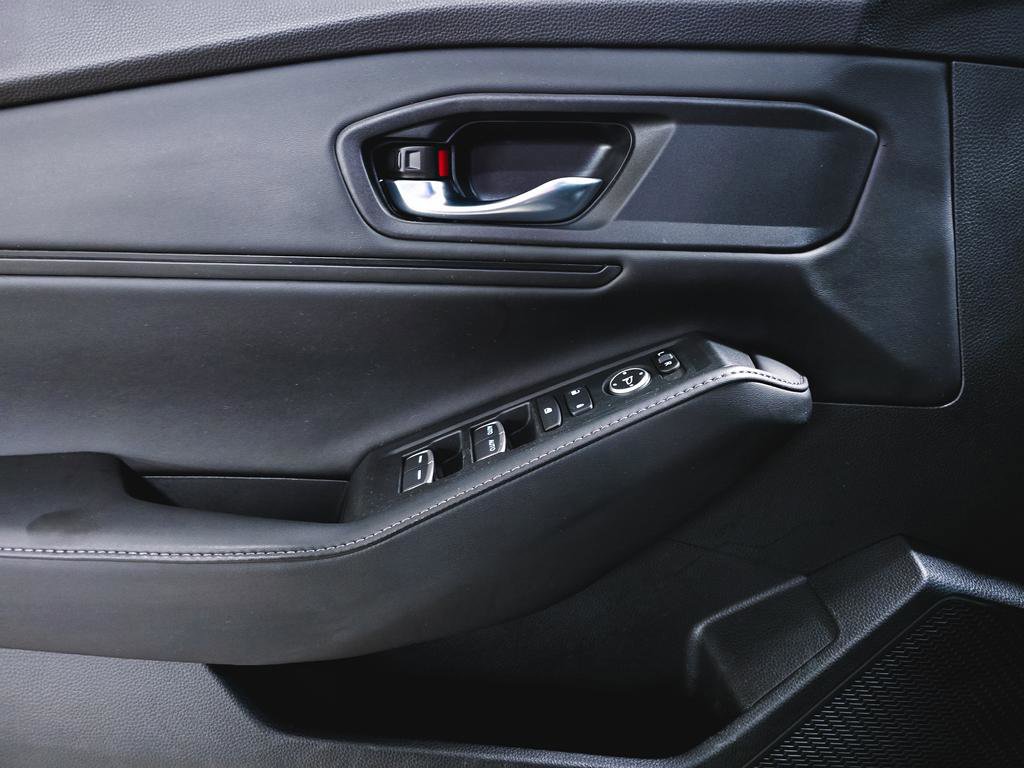 Used 2023 Honda Accord Sport image 16