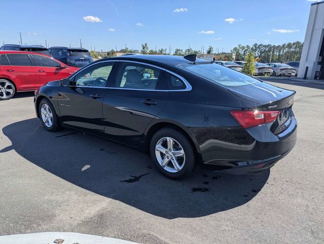 Used 2022 Chevrolet Malibu LS w/ Driver Confidence Package II image 5