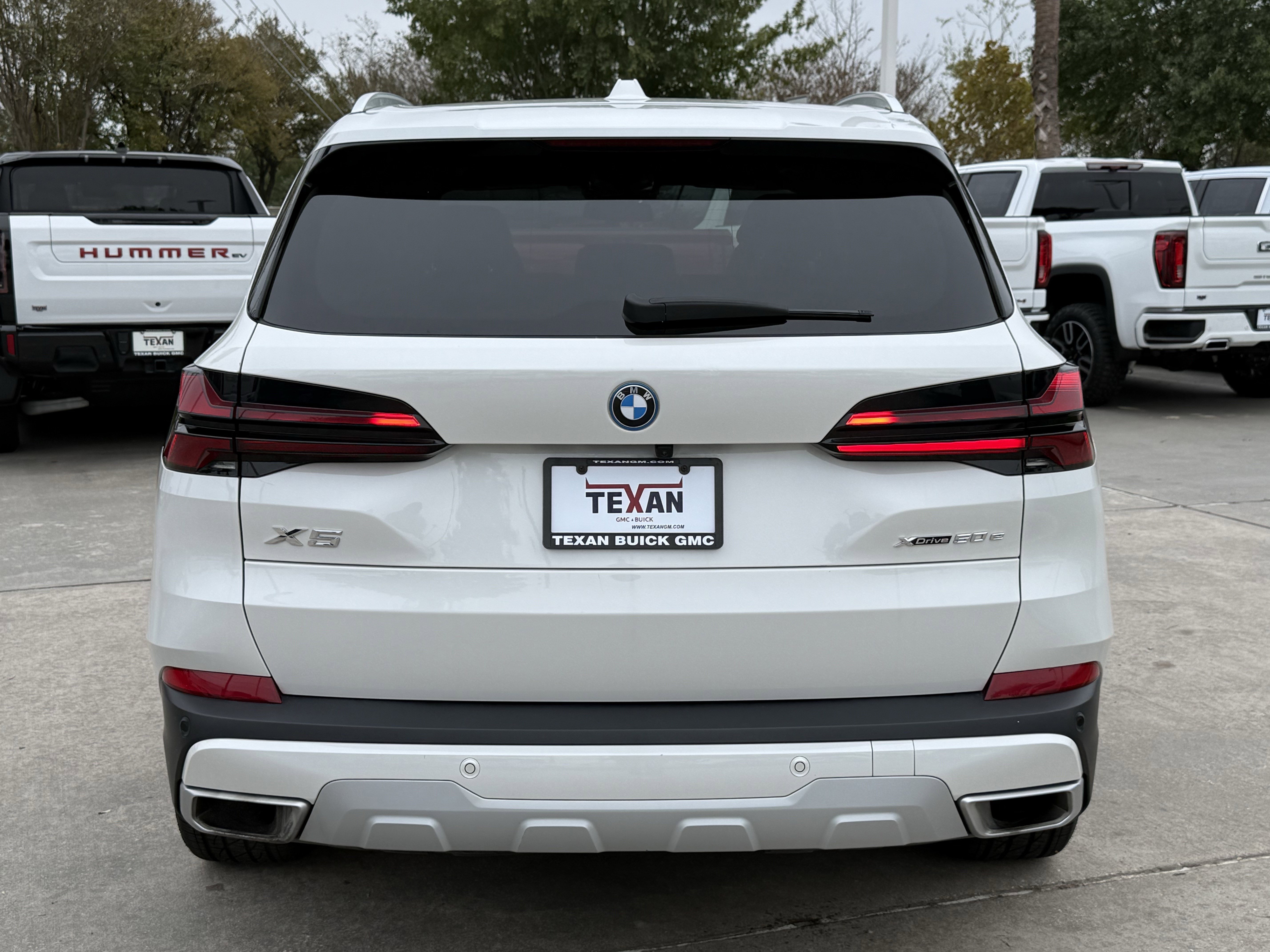 Used 2024 BMW X5 xDrive50e image 6