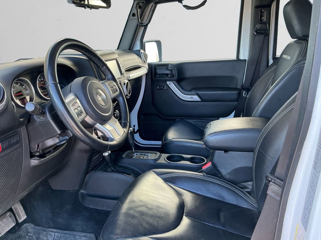 Used 2017 Jeep Wrangler Unlimited Rubicon image 9