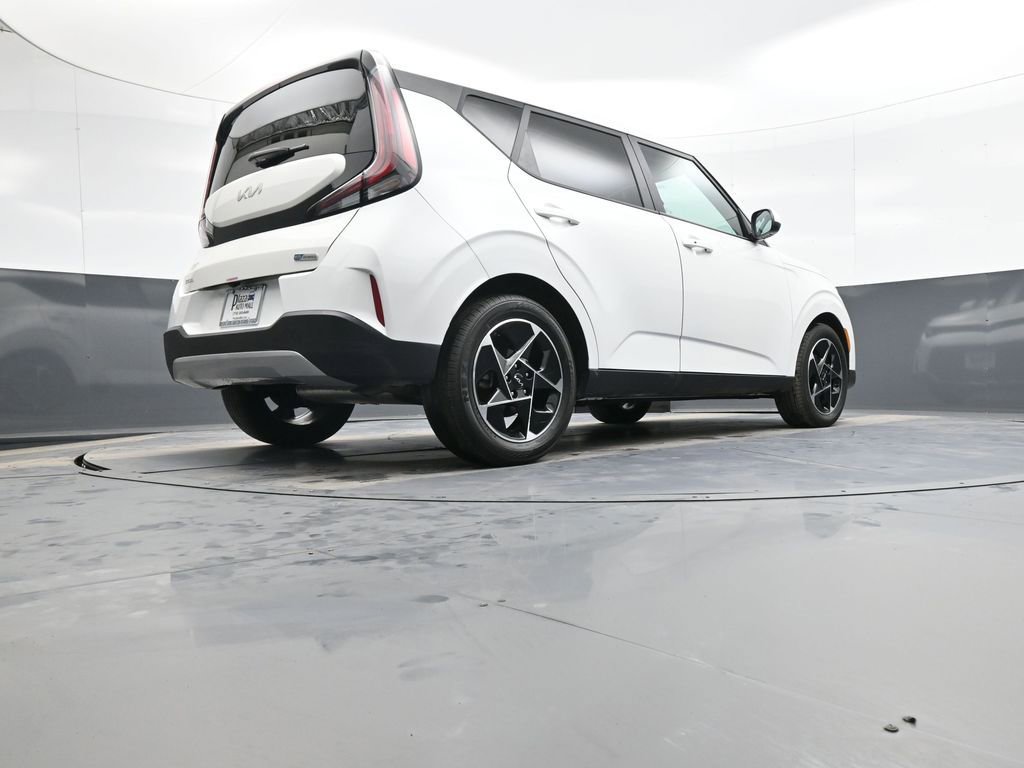 Certified 2023 Kia Soul EX image 30