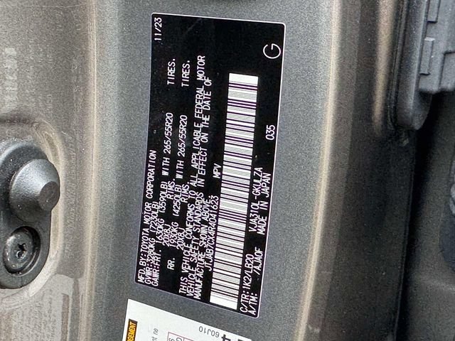 Used 2024 Lexus LX 600 4WD w/ Interior Upgrade Package image 23