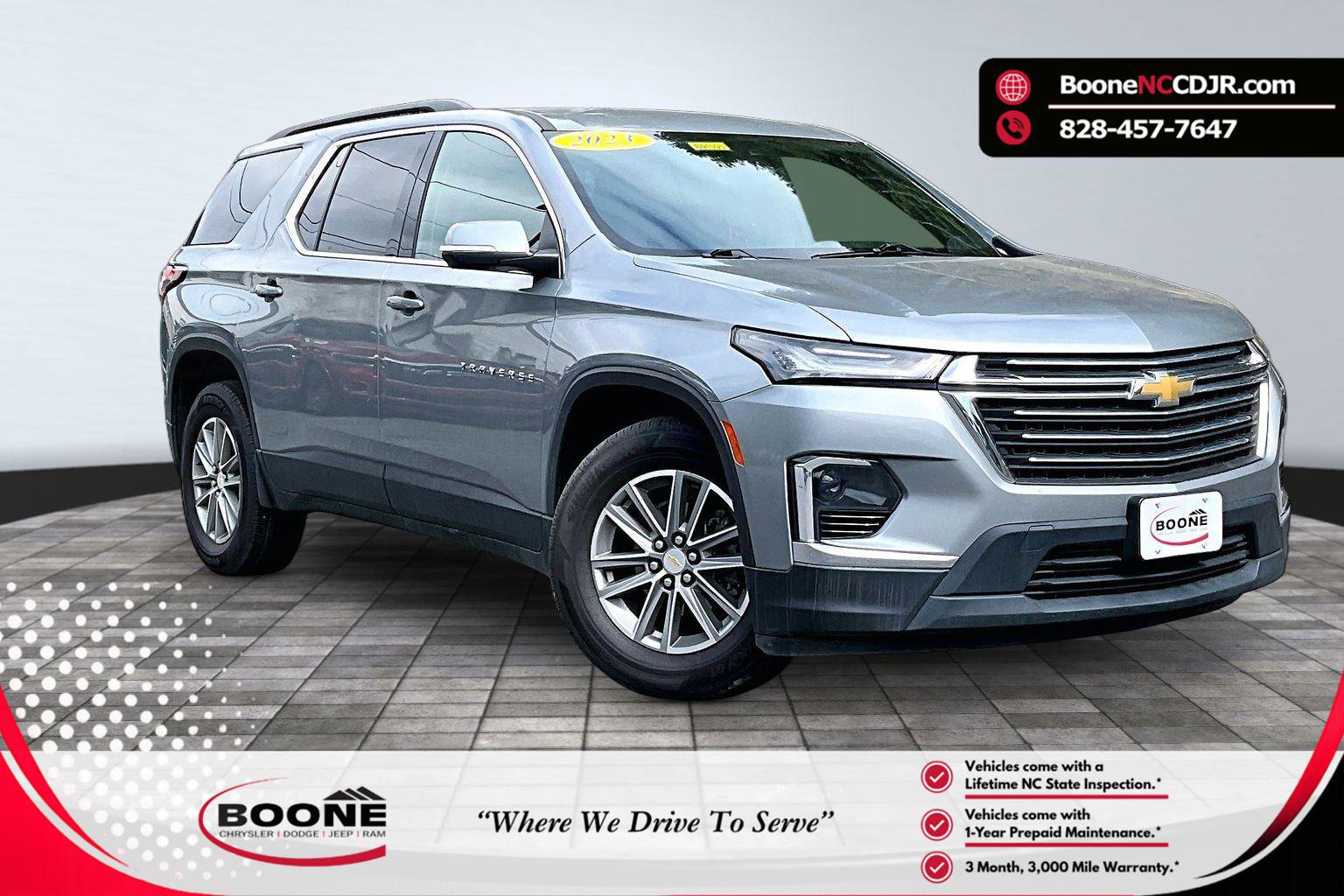 Used 2023 Chevrolet Traverse LT AWD/4WD image 1