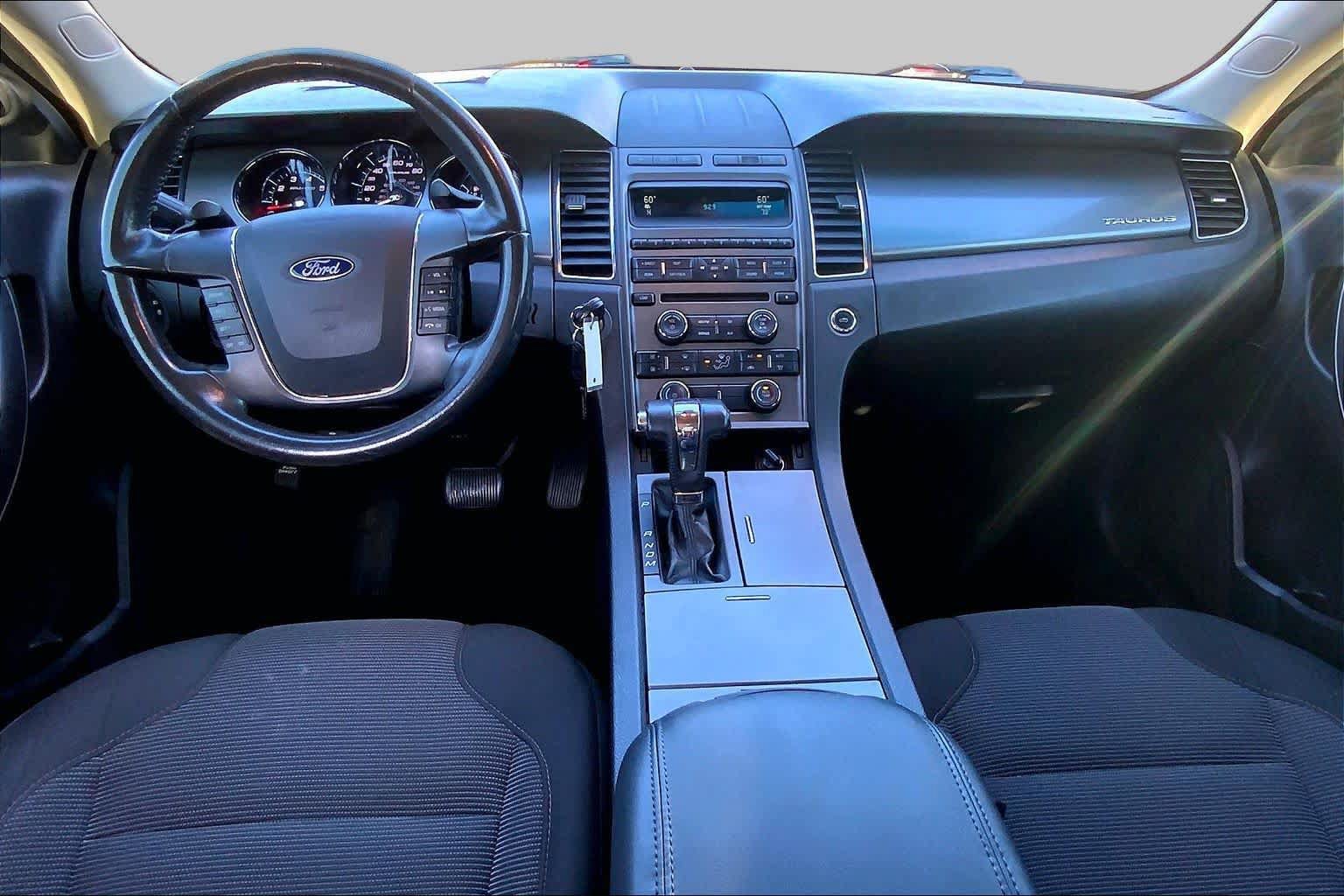 Used 2011 Ford Taurus SEL w/ 201A Rapid Spec Order Code FWD image 13