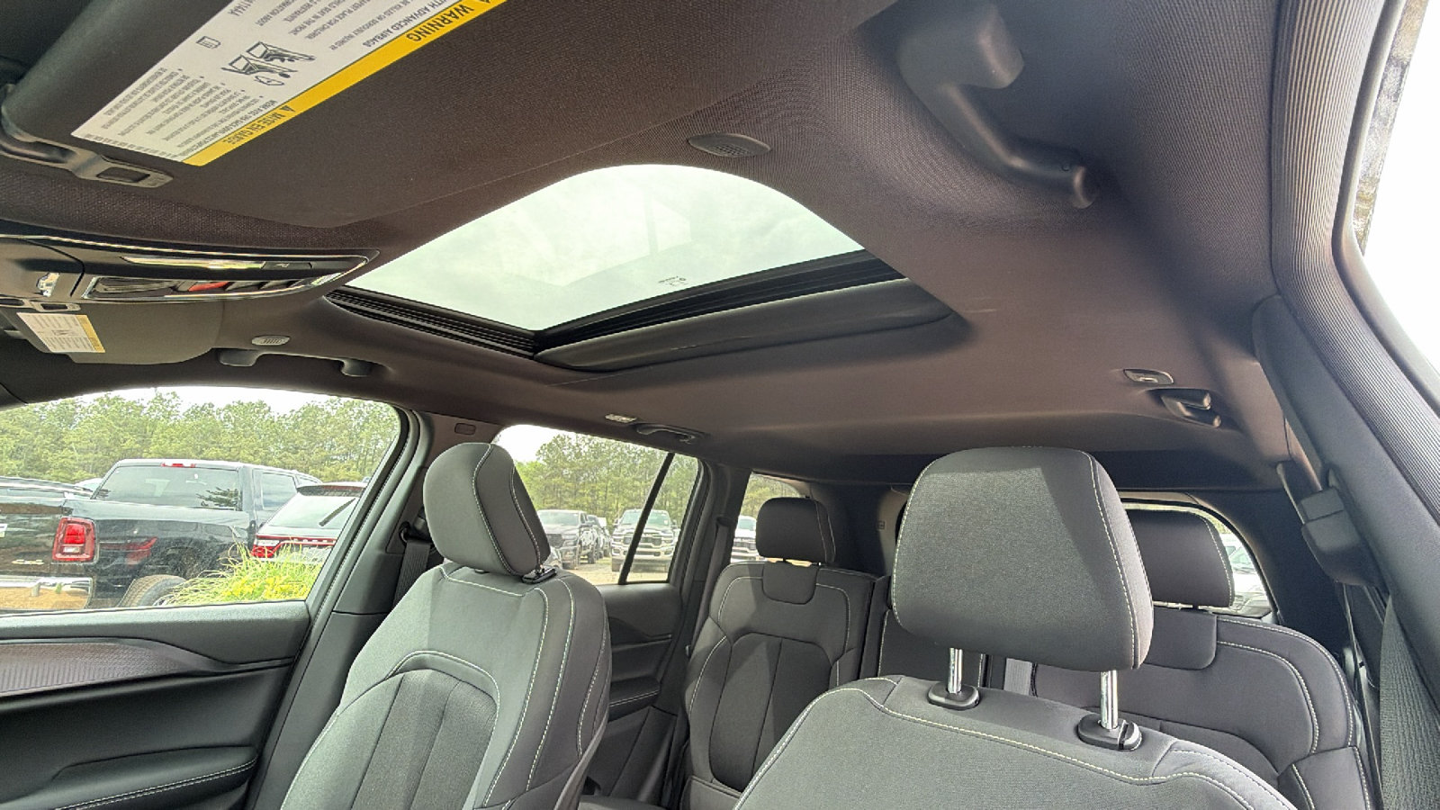 New 2026 Jeep Grand Cherokee Laredo X AWD/4WD image 18