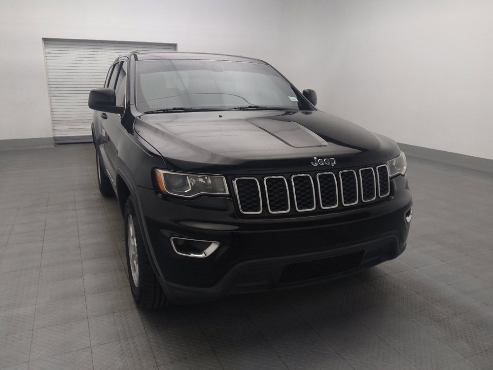Used 2017 Jeep Grand Cherokee Laredo RWD image 14