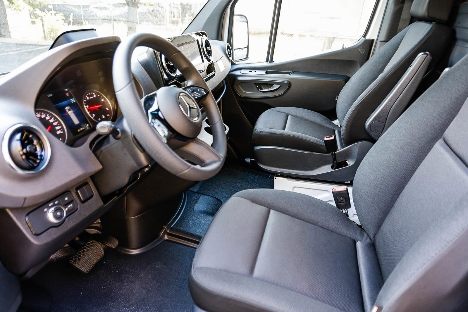 New 2026 Mercedes-Benz Sprinter 2500 image 19