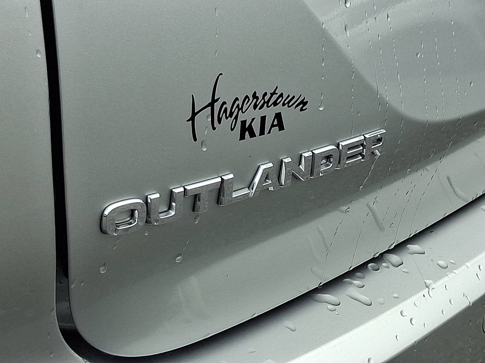 Used 2024 Mitsubishi Outlander ES image 29