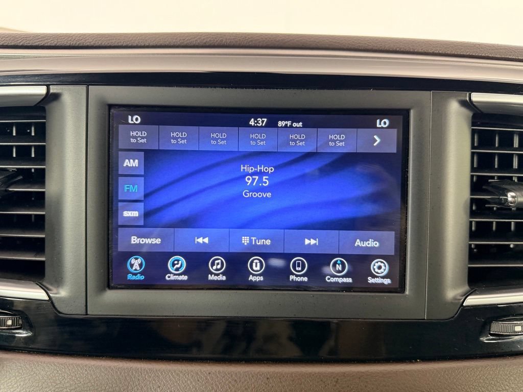 Used 2018 Chrysler Pacifica Touring Plus FWD image 16