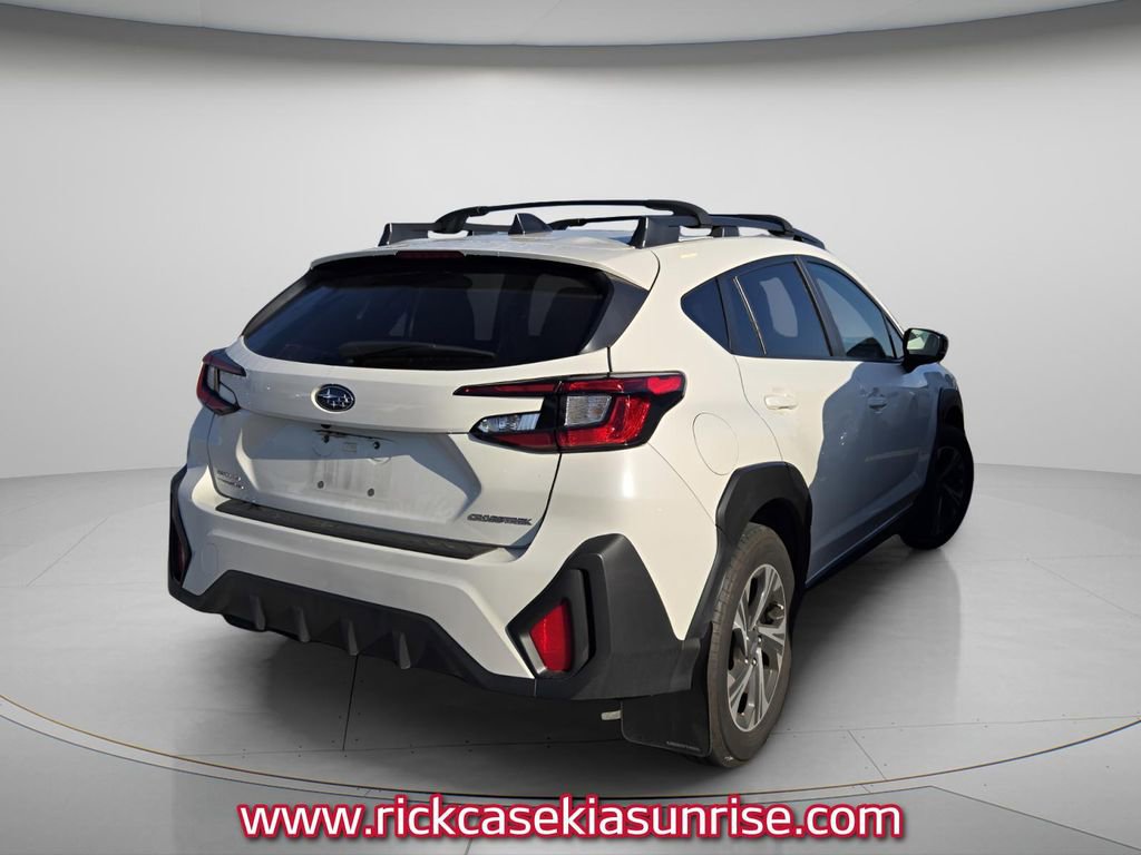 Used 2024 Subaru Crosstrek 2.0i Premium image 4