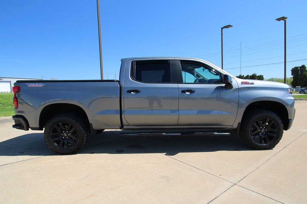 Used 2021 Chevrolet Silverado 1500 LT Trail Boss w/ Convenience Package II AWD/4WD image 4