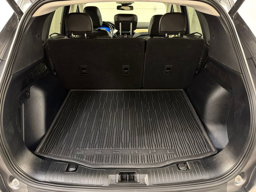 Used 2022 Ford Escape Titanium w/ Titanium Elite Package AWD/4WD image 36