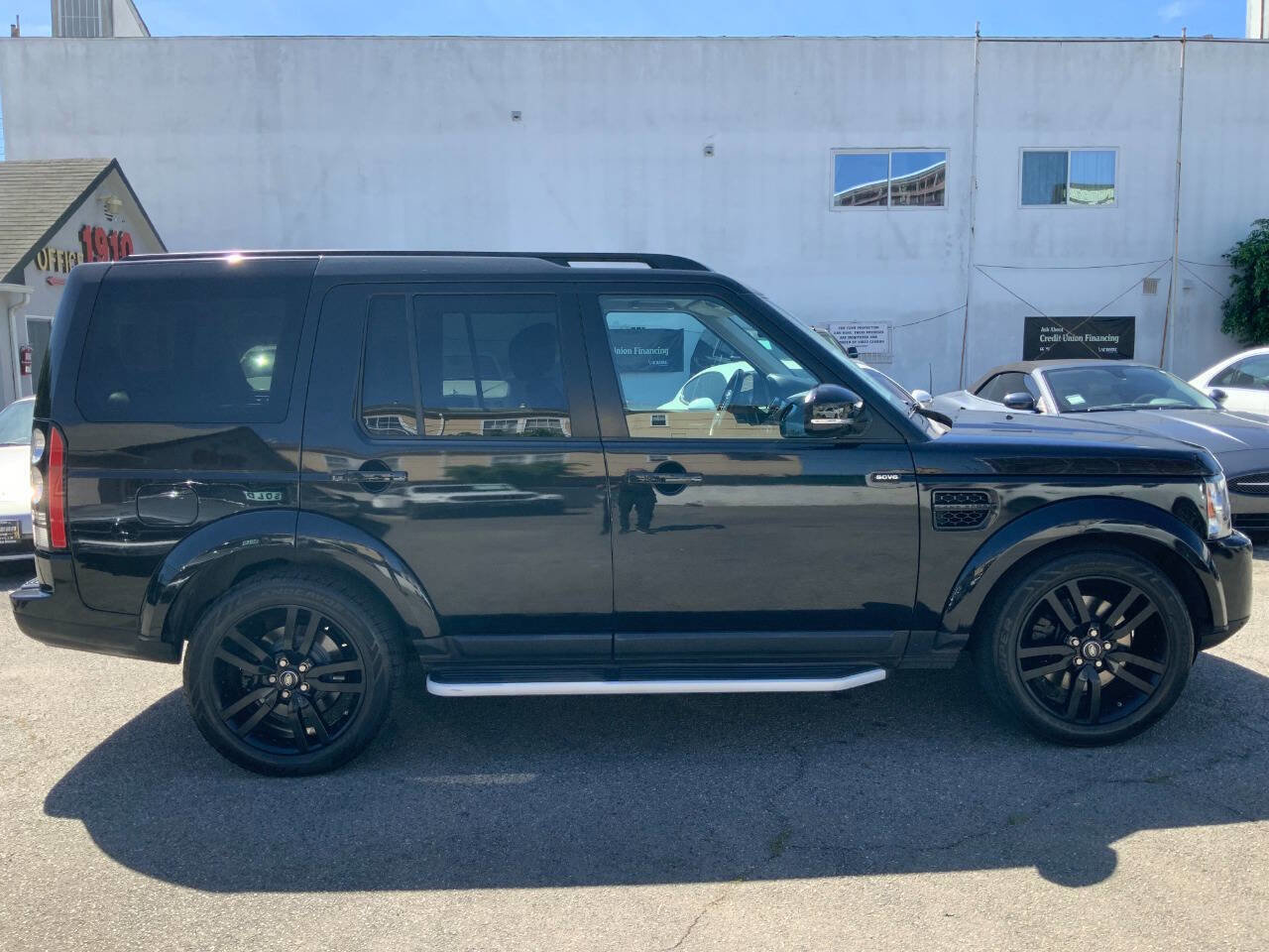 Used 2015 Land Rover LR4 HSE AWD/4WD image 13
