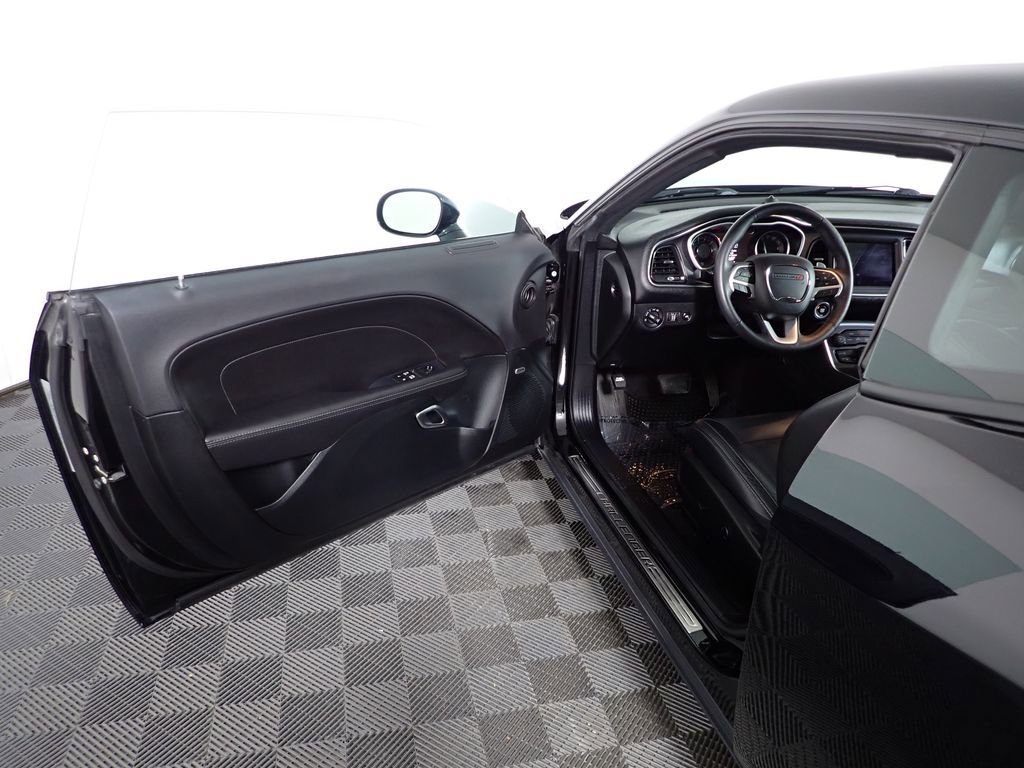 Used 2018 Dodge Challenger GT image 22