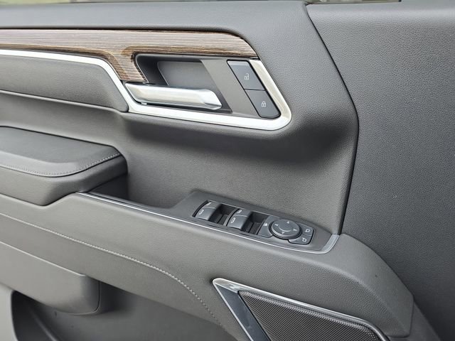 Used 2024 GMC Sierra 1500 Elevation image 25