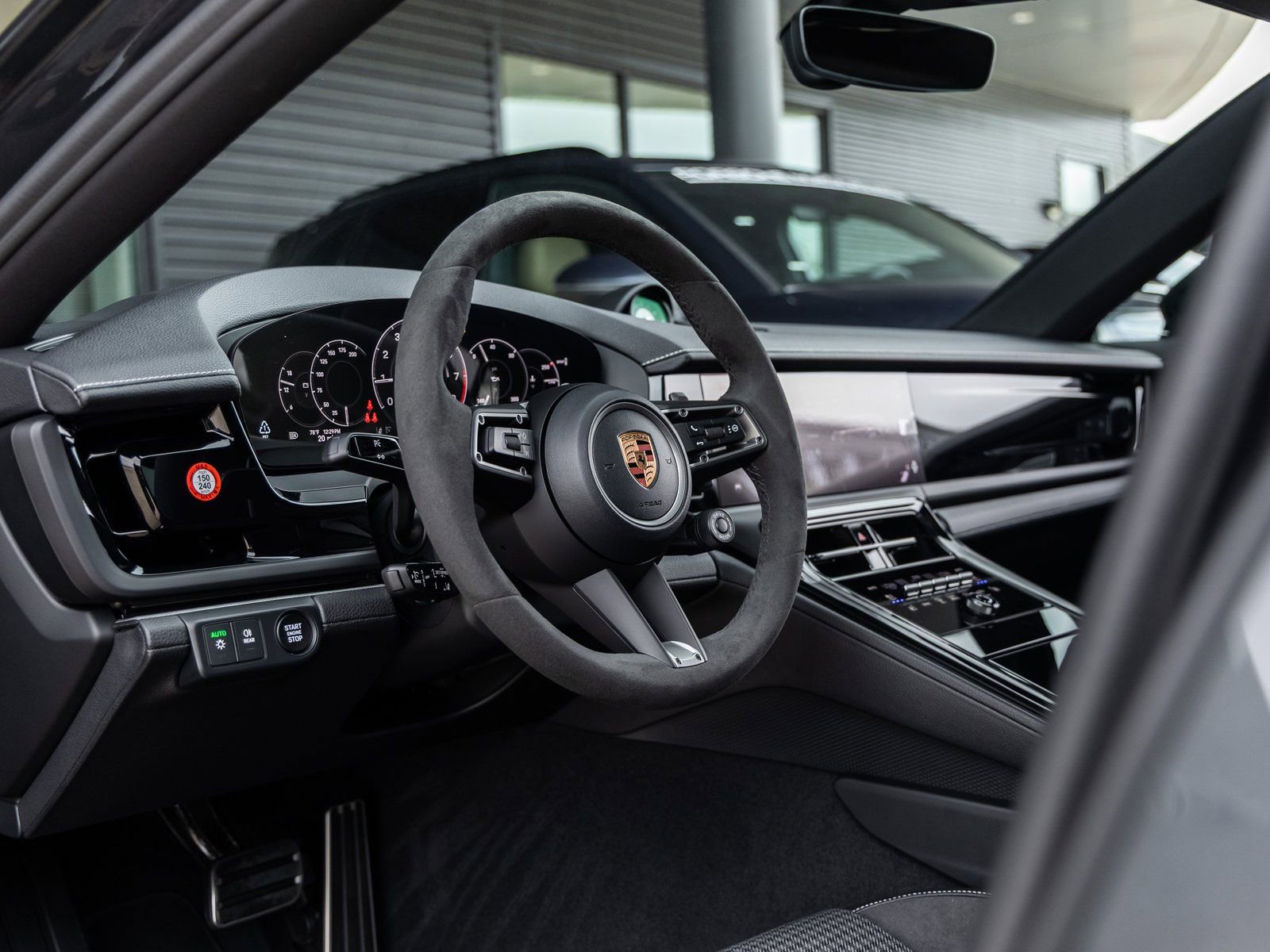 New 2026 Porsche Panamera 4 AWD/4WD image 4