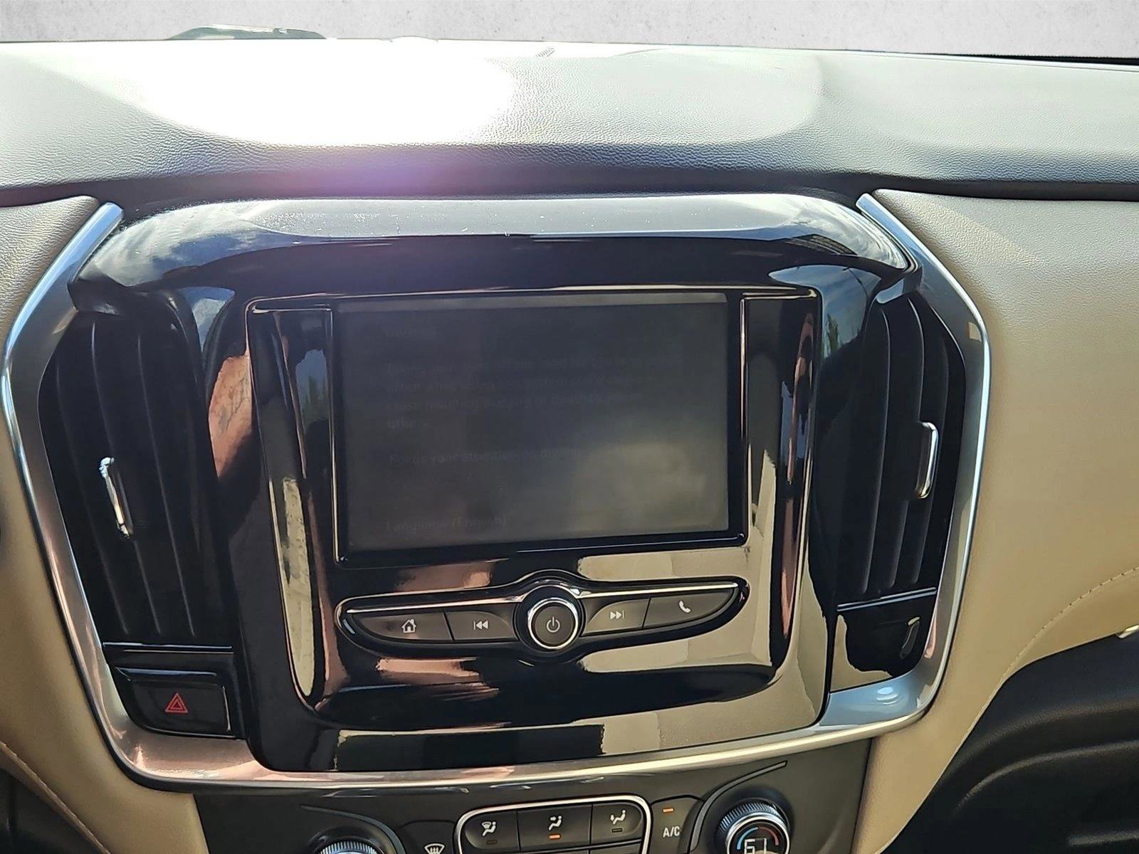 Used 2023 Chevrolet Traverse LS FWD image 13
