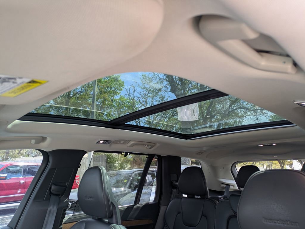 Used 2020 Volvo XC90 T6 Inscription w/ Protection Package Premier image 27