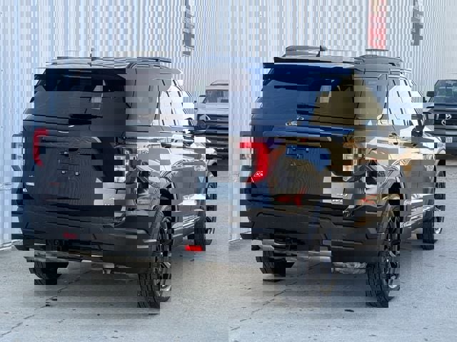 Used 2022 Ford Explorer Timberline image 4