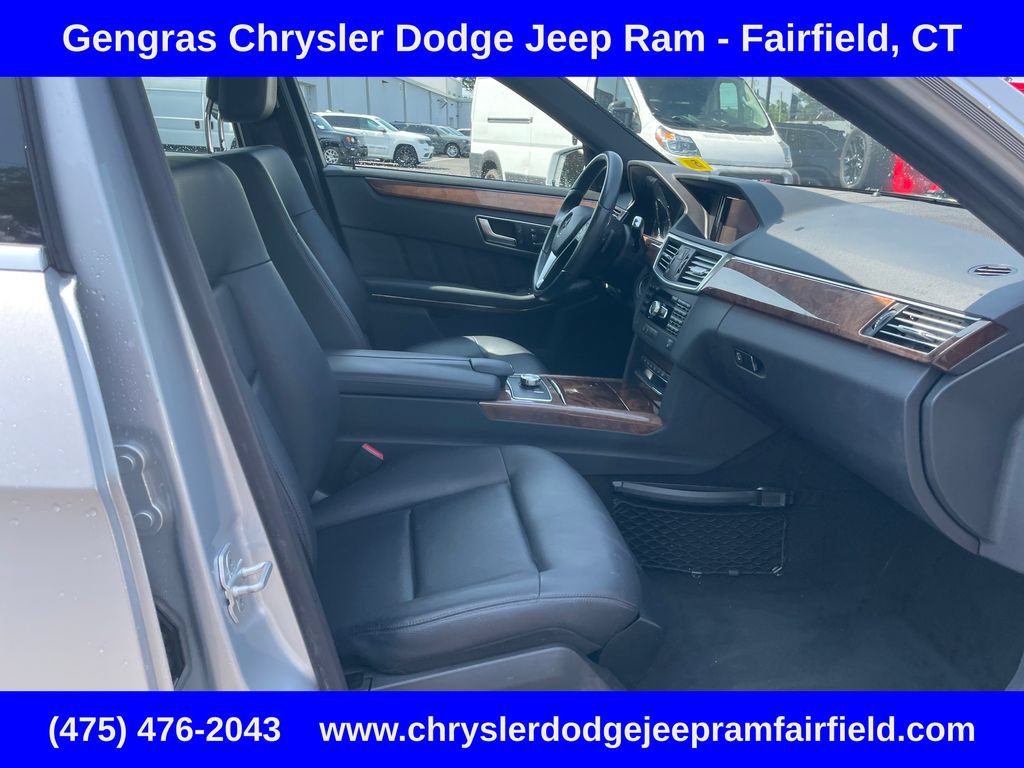 Used 2013 Mercedes-Benz E 350 4MATIC Sedan image 19