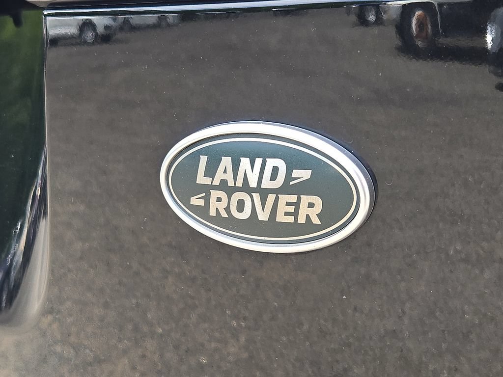 Used 2020 Land Rover Range Rover Velar R-Dynamic S AWD/4WD image 28