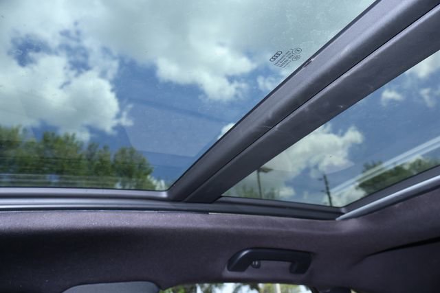 Used 2018 Audi Q3 2.0T Premium w/ Convenience Package image 25