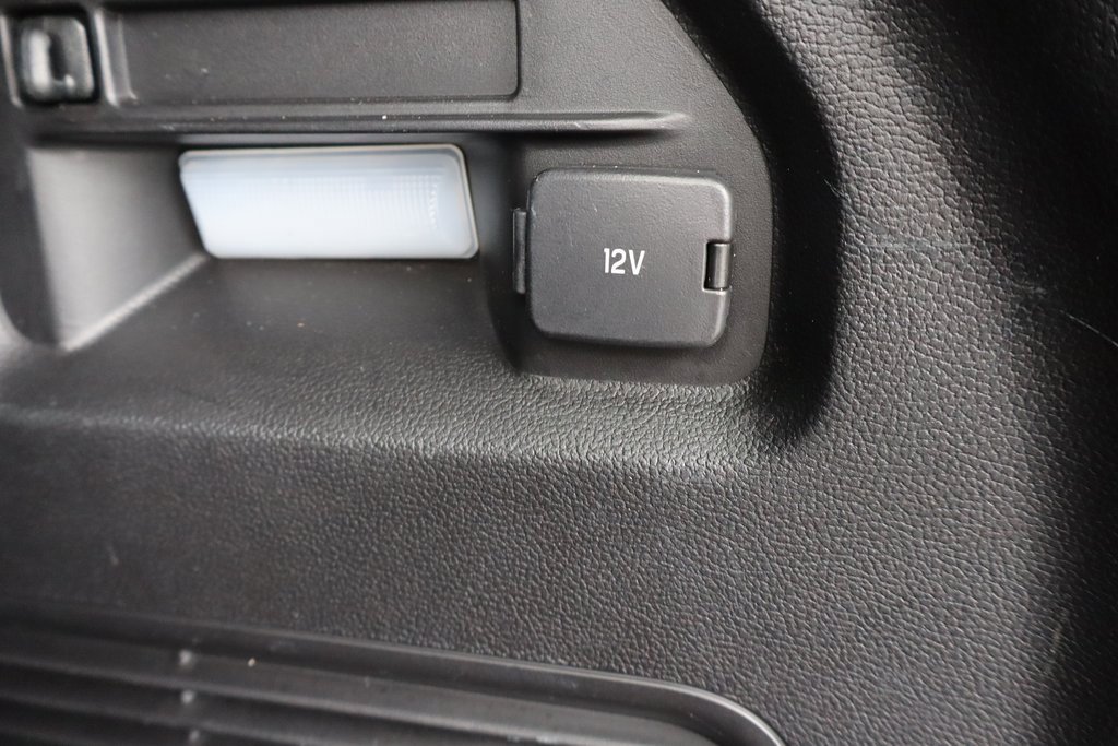 Used 2020 Ford Explorer XLT w/ Equipment Group 202A image 27