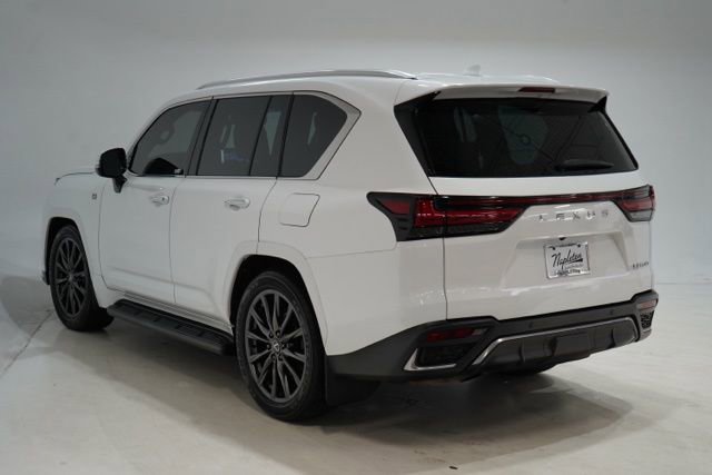 Used 2024 Lexus LX 600 F Sport AWD/4WD image 5
