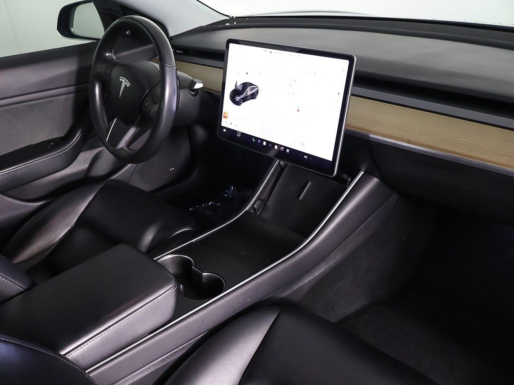 Used 2019 Tesla Model 3 Long Range image 28