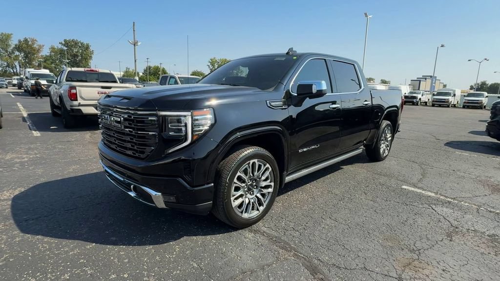 Used 2025 GMC Sierra 1500 Denali Ultimate AWD/4WD image 4
