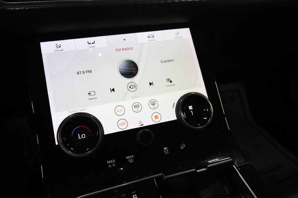 Used 2018 Land Rover Range Rover Velar S image 15