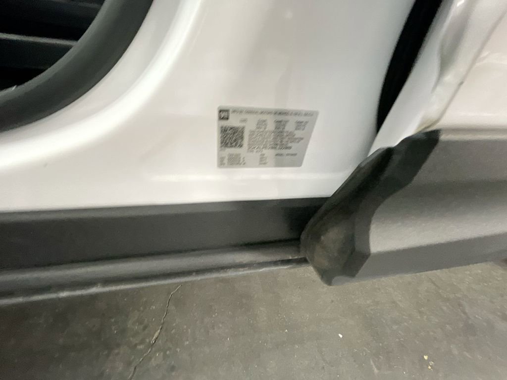 Used 2022 GMC Terrain SLT image 33